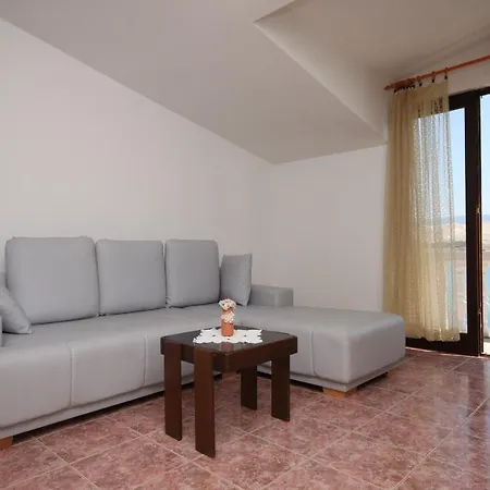 By The Sea Pag - 6404 Pag Town