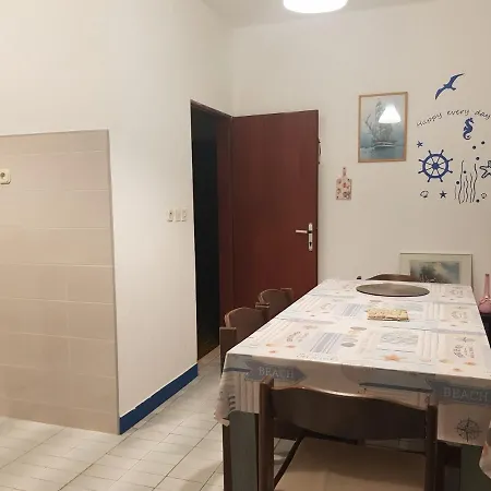 By The Sea Pag - 6404 Pag Town