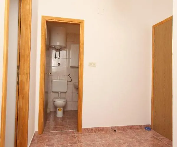 Appartement By The Sea Pag - 6404 Pag Town