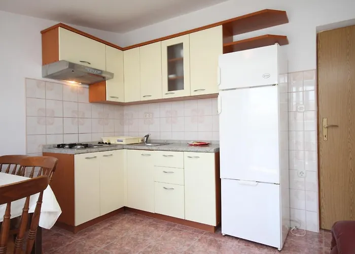 Appartement By The Sea Pag - 6404